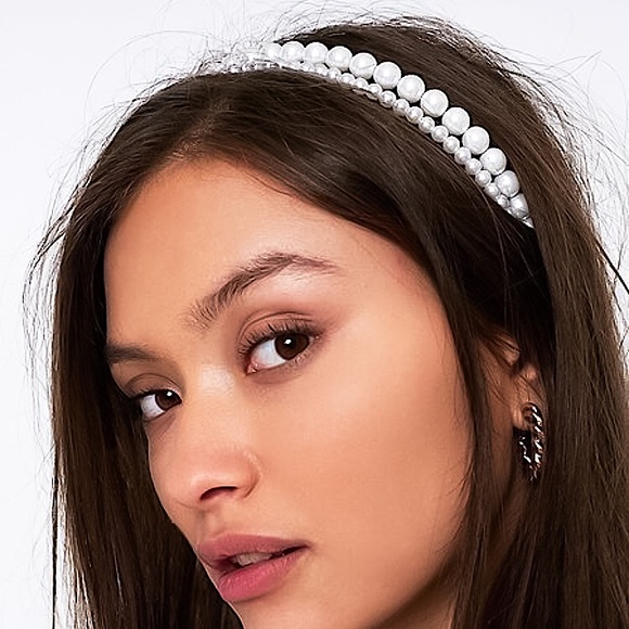 💜10/$25💜NEW White Pearl Bohemian Headband - Picture 5 of 7